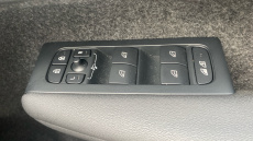 Volvo Xc40 1.5 T4 Recharge PHEV Plus Dark 5dr Auto Estate